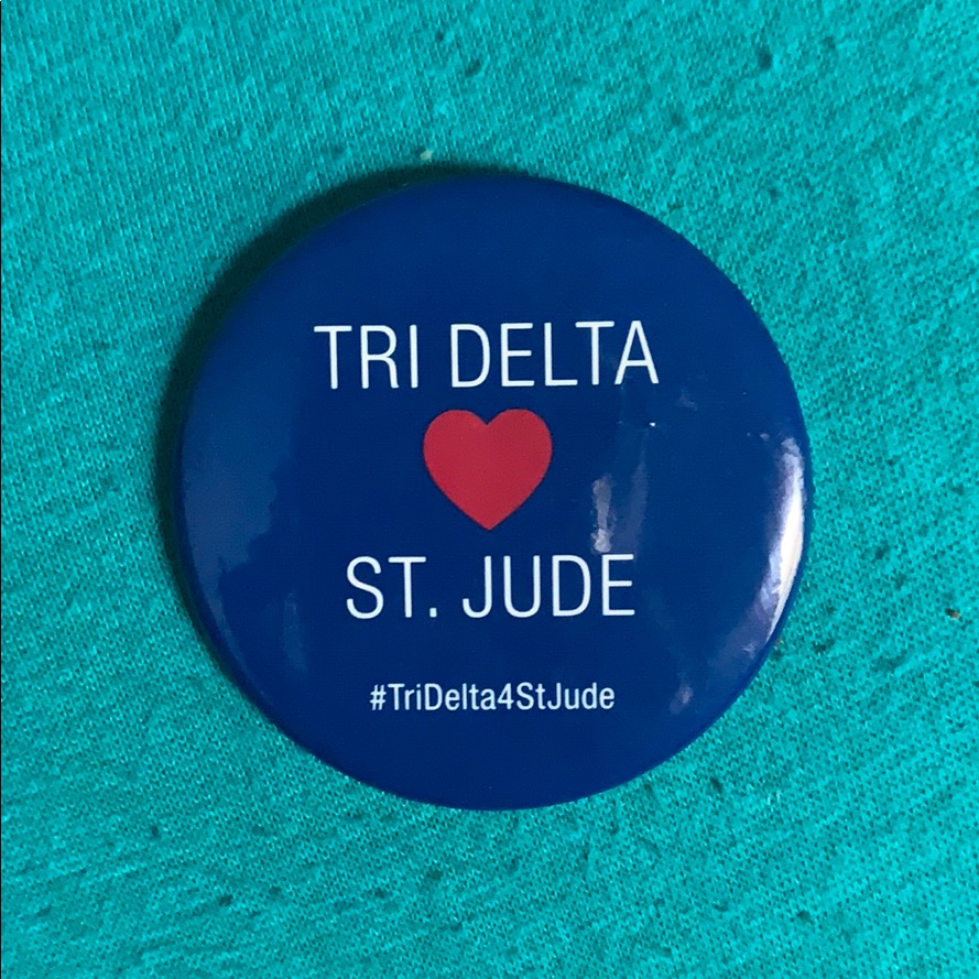 Tri Delta Button